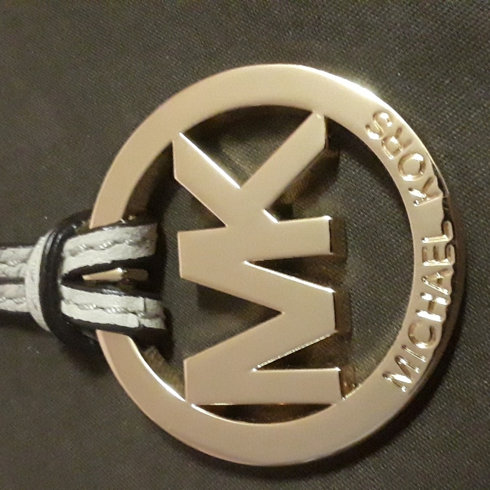 NWOT Michael Kors Brass MK Logo Bag Charm-Hangtag with Leather Light Beige Strap